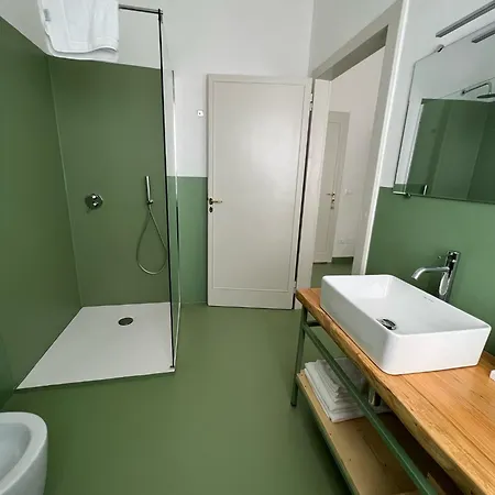 Alojamento de Acomodação e Pequeno-almoço Civico 99 3*